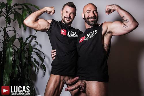 Rod Beckmann, Drew Sebastian, Dolf Dietrich - Interracial Bareback Threesome - Gay Movies - Lucas Entertainment