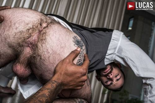 Stephen Harte Rides Black Pearl’s Big Black Dick - Gay Movies - Lucas Entertainment