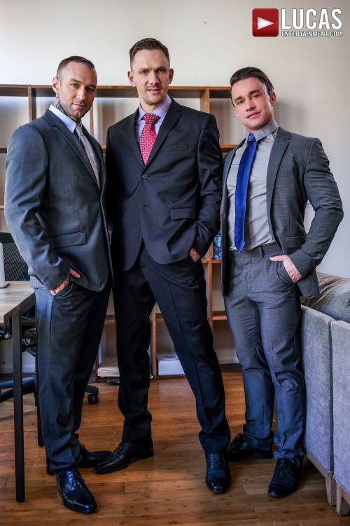 Dylan James And Alexander Volkov Double-Team Andrey Vic - Gay Movies - Lucas Entertainment