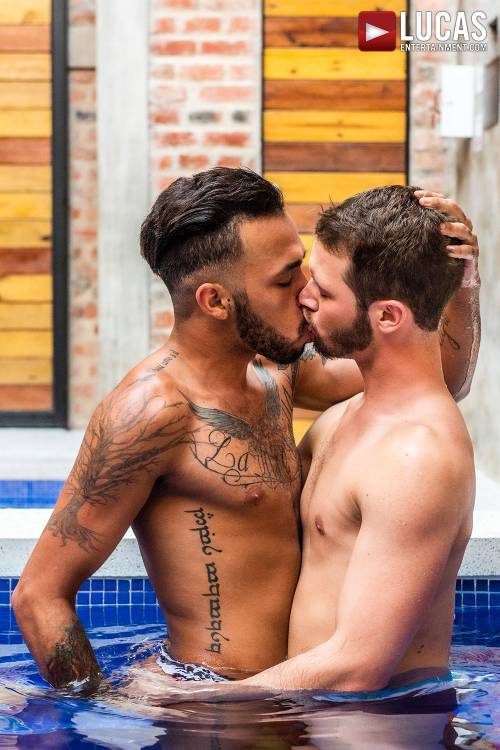 Raymer Breeds Asher Devin - Gay Movies - Lucas Entertainment