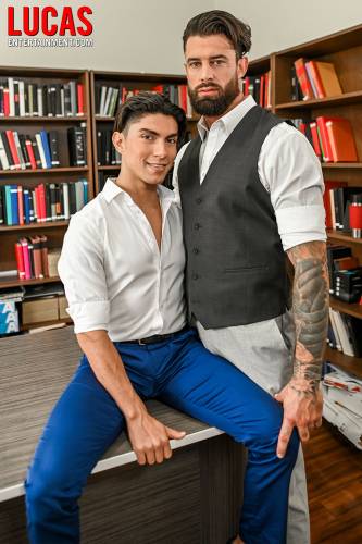 Alpha Wolfe Makes Alfonso Osnaya Work Hard - Gay Movies - Lucas Entertainment