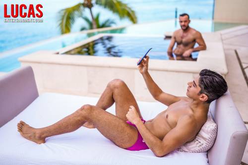 Sir Peter Fucks Alfonso Osnaya’s Ass - Gay Movies - Lucas Entertainment