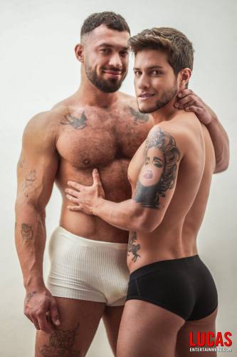 Nik Fros, Tiago Santana | Gay Muscle Worship - Gay Movies - Lucas Entertainment