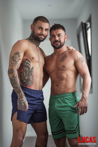 Jeffrey Lloyd Dominates Max Romano - Gay Movies - Lucas Entertainment