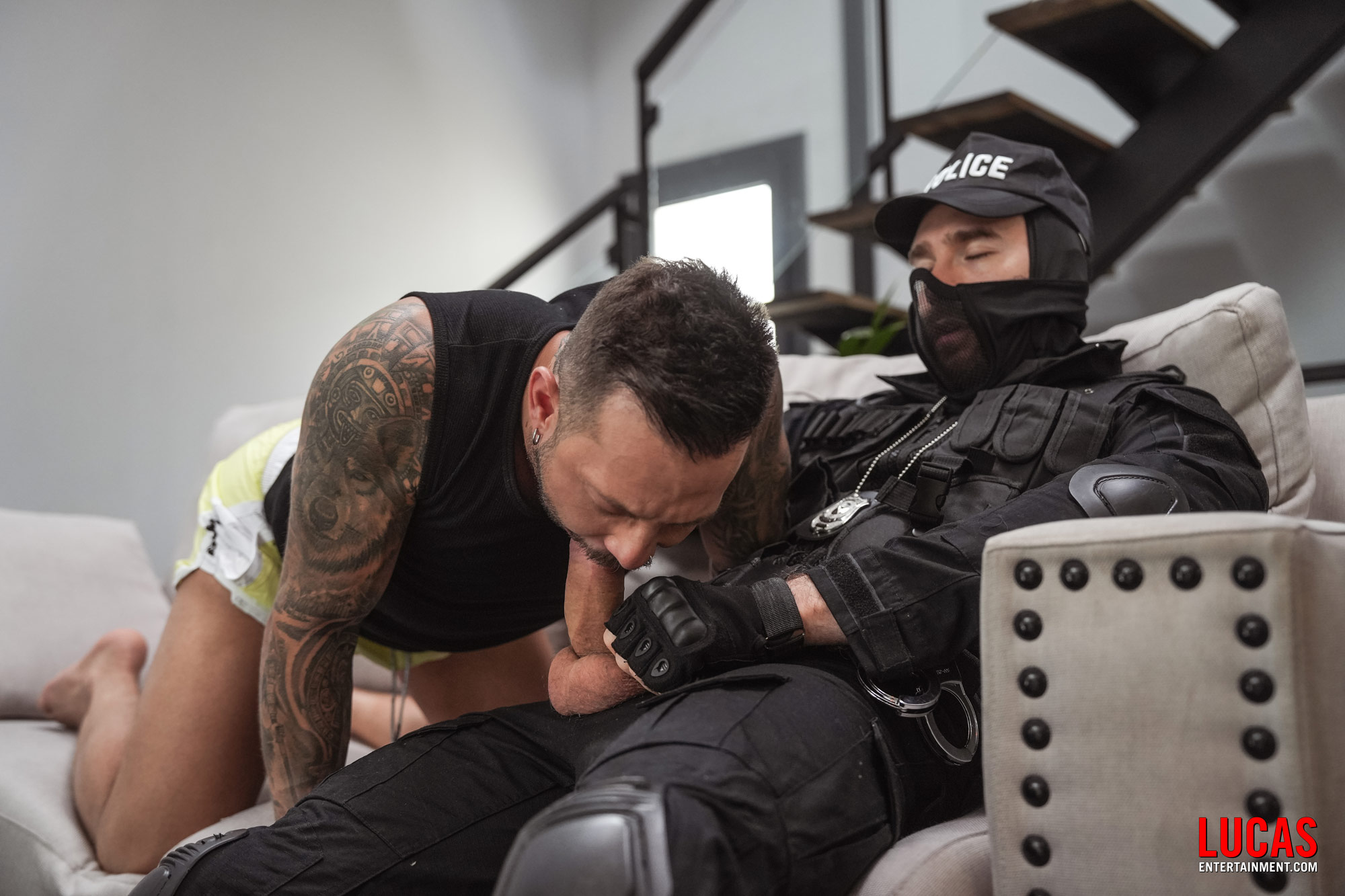 Police Officer Charlie Cherry Pounds John Brachalli